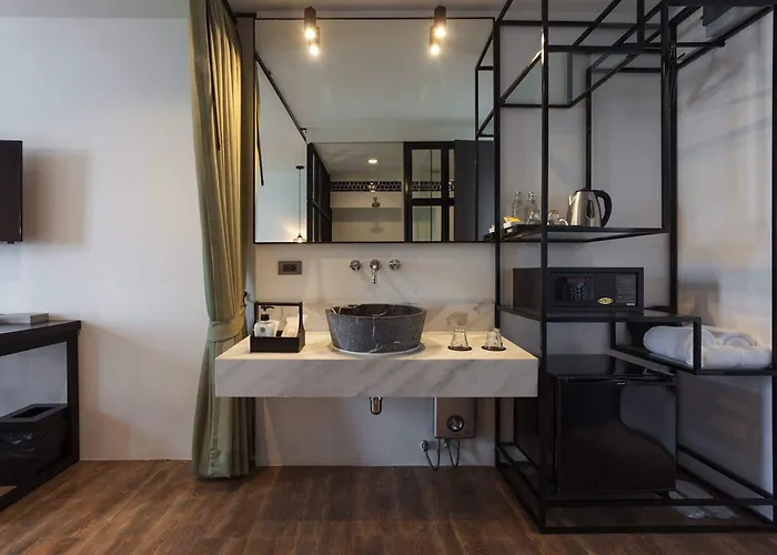 Oriental Heritage 3*